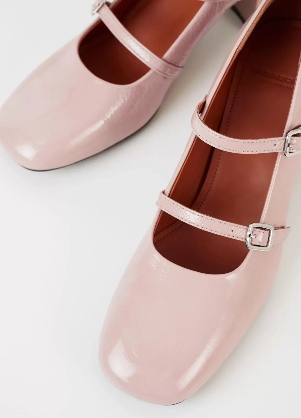 Vagabond ADISON PUMPS