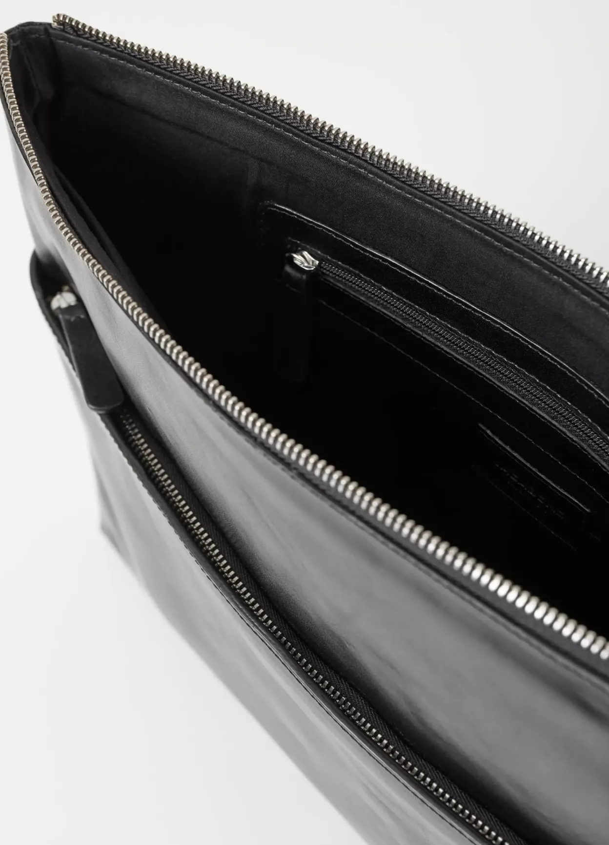 Vagabond LORETO TASKE